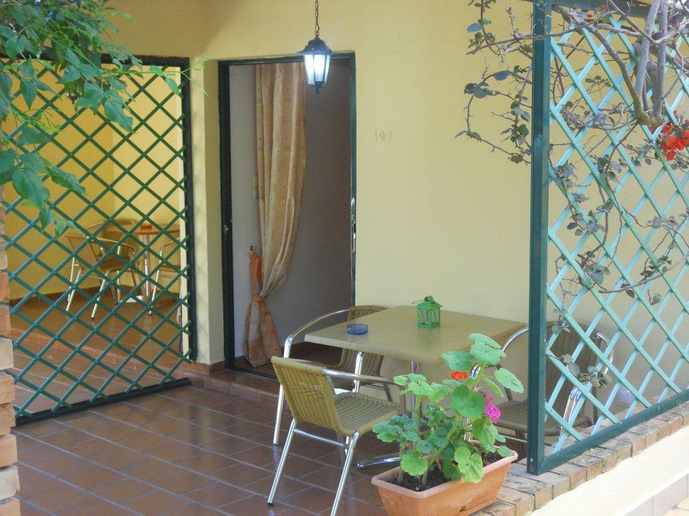 Barbati Beach Holiday Apartment, Corfu,Greece Buitenkant foto